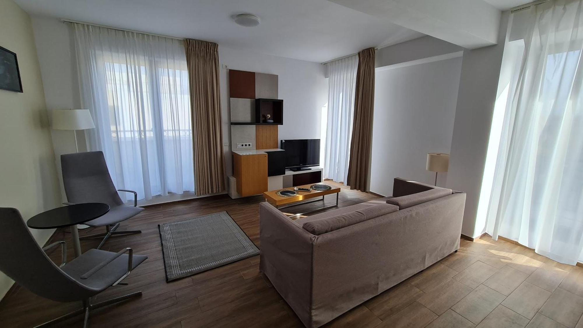 Jafar Resort 11 Penthouse Тимишоара Экстерьер фото